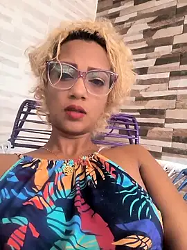 Snapshot of Amaliu_ chatting on 02/09/26, 03:27 Amaliu online show from 02/09/26, 03:27