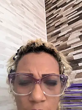 Snapshot of Amaliu_ chatting on 02/19/26, 01:18 Amaliu online show from 02/19/26, 01:18