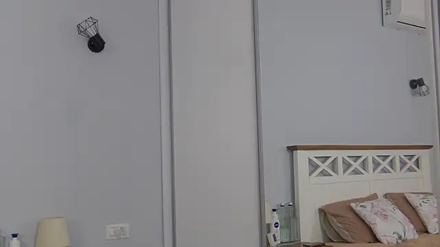 Snapshot of BarbaraHaze chatting on 02/21/26, 10:05 BarbaraHaze online show from 02/21/26, 10:05