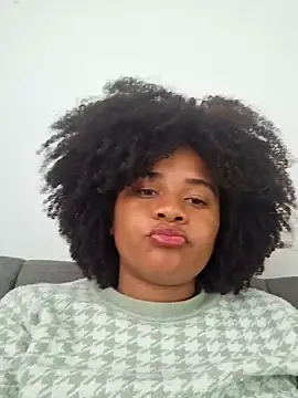 DANIELA MICHEL online show from 02/06/25, 07:18