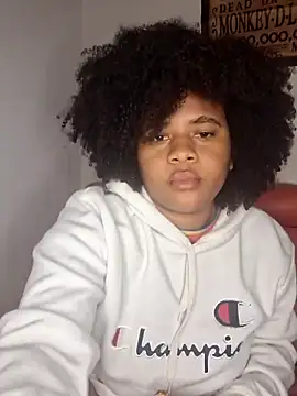 DANIELA MICHEL online show from 02/16/25, 12:41