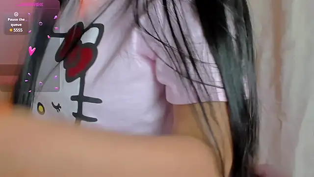 Snapshot of _18alice chatting on 12/12/24, 02:48 18alice online show from 12/12/24, 02:48