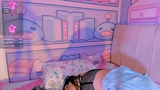 Snapshot of _18alice chatting on 12/18/24, 05:15 18alice online show from 12/18/24, 05:15