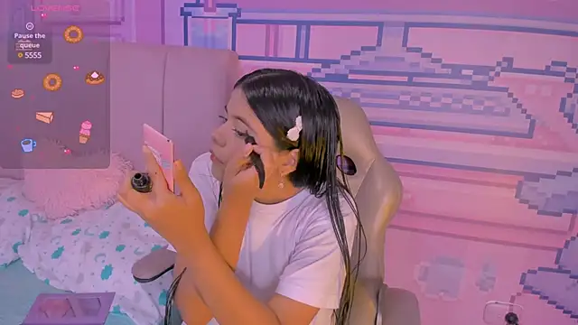 Snapshot of _18alice chatting on 03/01/25, 02:37 18alice online show from 03/01/25, 02:37