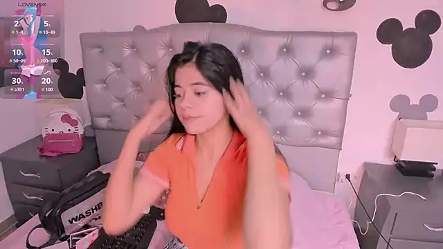 Snapshot of _18alice chatting on 03/23/25, 02:59 18alice online show from 03/23/25, 02:59