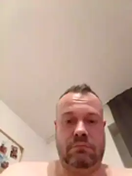 mikaaaaase online show from 10/25/25, 12:40