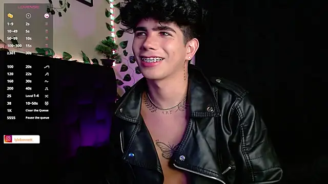 LyleBennett  online show from 01/30/25, 10:29