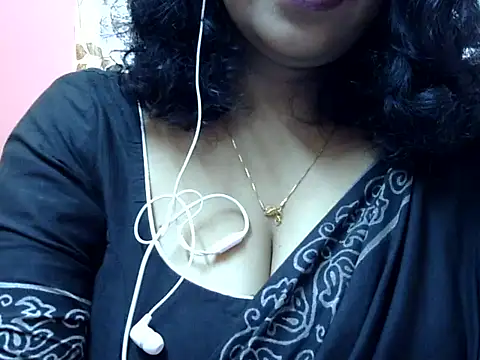 Riya riyaa online show from 12/15/24, 10:18