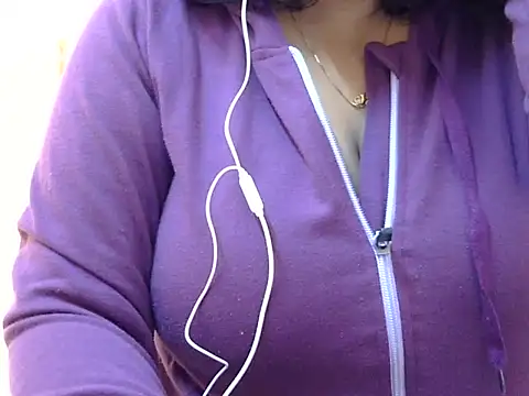 Riya riyaa online show from 12/19/24, 01:28