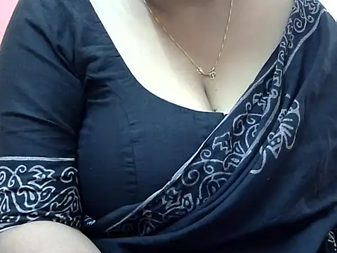 Riya riyaa online show from 12/19/24, 09:51