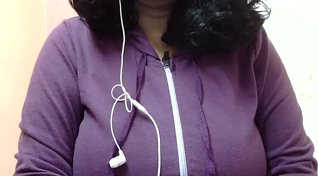 Riya riyaa online show from 01/05/25, 01:56