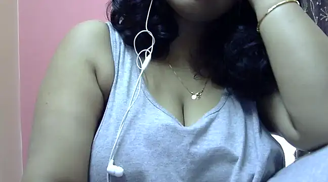 Riya riyaa online show from 01/10/25, 11:00