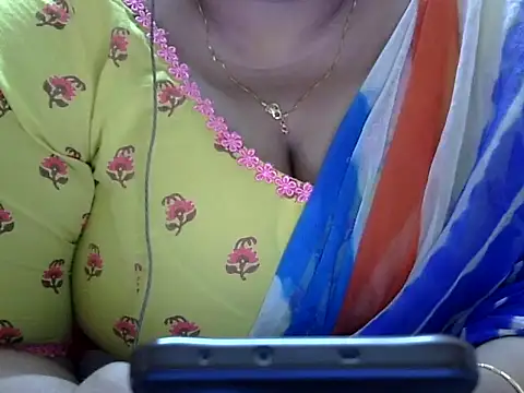 Riya riyaa online show from 09/10/25, 03:56