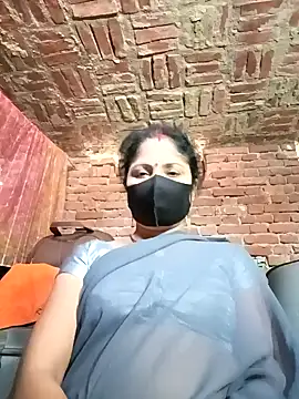 Snapshot of Suman007 chatting on 12/20/24, 07:01 Suman007 online show from 12/20/24, 07:01