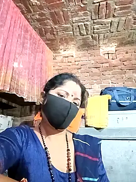 Snapshot of Suman007 chatting on 12/21/24, 07:56 Suman007 online show from 12/21/24, 07:56