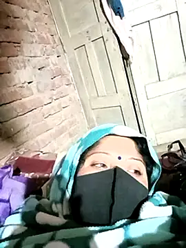 Snapshot of Suman007 chatting on 12/25/24, 04:54 Suman007 online show from 12/25/24, 04:54