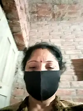 Snapshot of Suman007 chatting on 01/11/25, 04:25 Suman007 online show from 01/11/25, 04:25