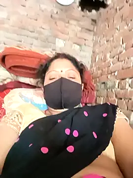 Snapshot of Suman007 chatting on 01/27/25, 07:03 Suman007 online show from 01/27/25, 07:03