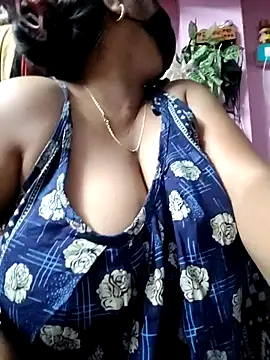 BERRY 00 online show from 04/06/26, 09:54