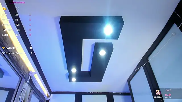 AlliceRosero online show from 03/11/25, 05:16