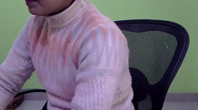 Snapshot of Payalsharma09 chatting on 12/22/24, 04:06 Payalsharma09 online show from 12/22/24, 04:06