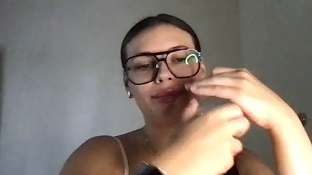 Snapshot of MoonriseGoddess chatting on 07/06/26, 10:12 MoonriseGoddess online show from 07/06/26, 10:12