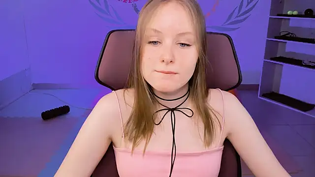 VivienLeeigh online show from 01/18/25, 09:13