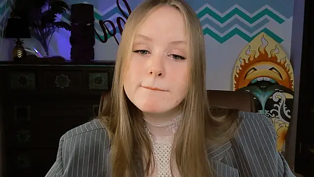 VivienLeeigh online show from 02/22/25, 09:12