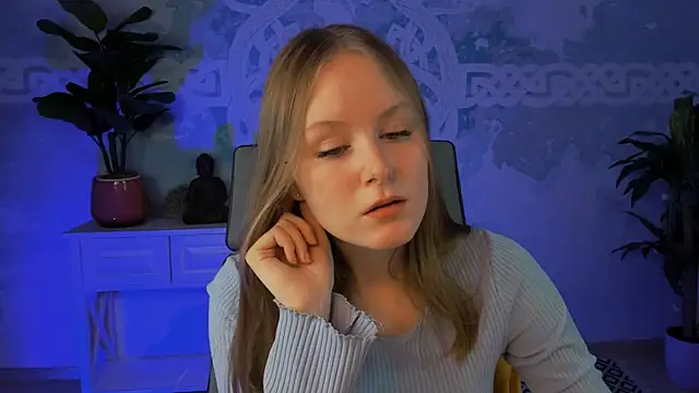 VivienLeeigh online show from 03/01/25, 09:07