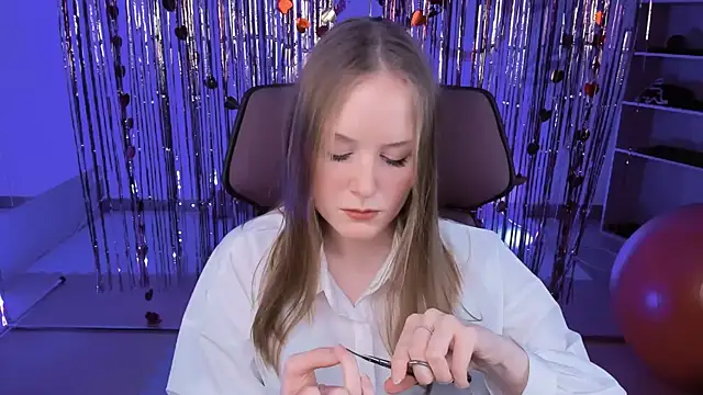 VivienLeeigh online show from 03/17/25, 01:18