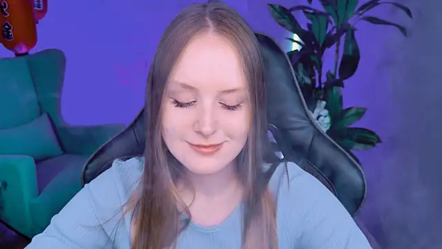 VivienLeeigh online show from 09/18/25, 11:12