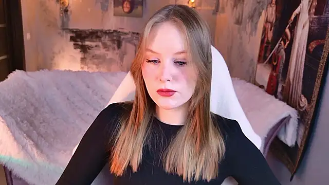 VivienLeeigh online show from 03/09/26, 05:11