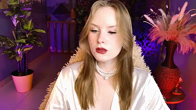 VivienLeeigh online show from 05/12/26, 05:26