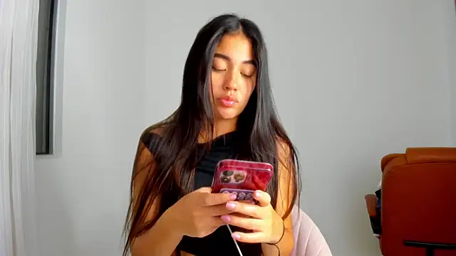 AriaMontgomery online show from 04/16/26, 05:41