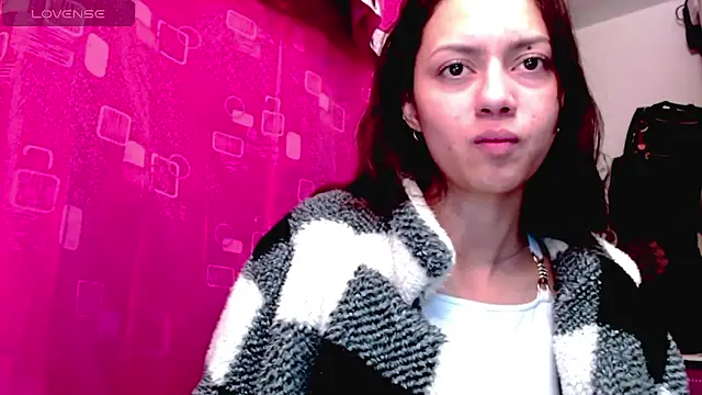 holy juli online show from 01/15/26, 04:17