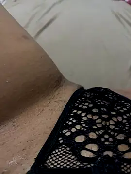 luara1988 online show from 12/01/25, 12:59