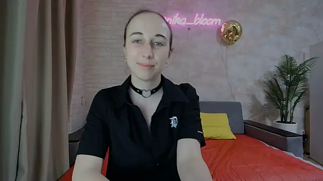 Anika bloom online show from 02/24/25, 02:08