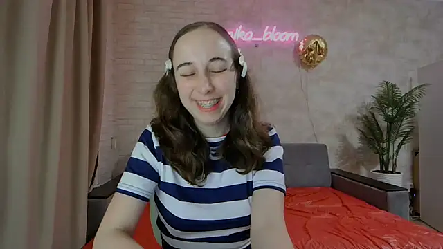 Anika bloom online show from 02/24/25, 08:36