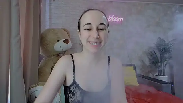 Anika bloom online show from 03/17/25, 07:35