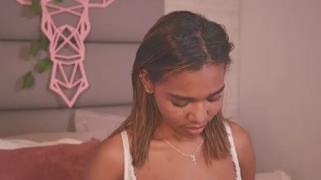 Snapshot of Lily_Miiller chatting on 11/27/25, 09:39 Lily Miiller online show from 11/27/25, 09:39