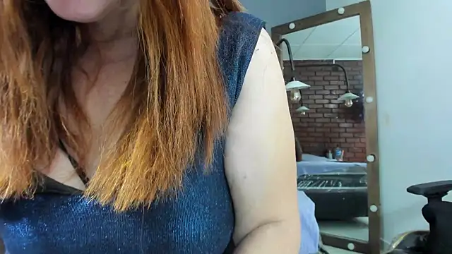 Snapshot of Samantha_mature56 chatting on 01/24/25, 05:11 Samantha mature56 online show from 01/24/25, 05:11