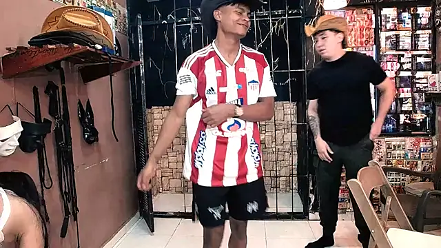 Snapshot of universityhet chatting on 01/13/25, 07:31 universityhet online show from 01/13/25, 07:31