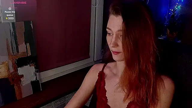 Snapshot of Fox_sky_Fox chatting on 01/07/25, 07:38 Fox sky Fox online show from 01/07/25, 07:38