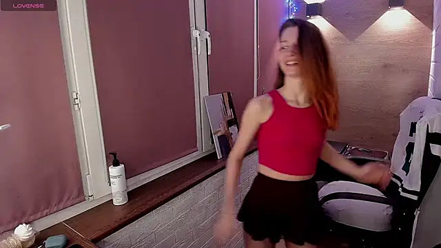 Snapshot of Fox_sky_Fox chatting on 01/29/25, 07:43 Fox sky Fox online show from 01/29/25, 07:43