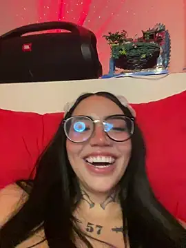 Nickiiiii online show from 03/22/25, 07:36