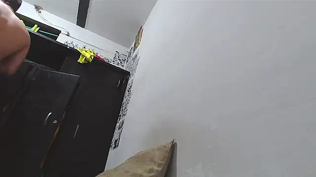 Snapshot of King_russo chatting on 02/05/25, 05:20 King russo online show from 02/05/25, 05:20