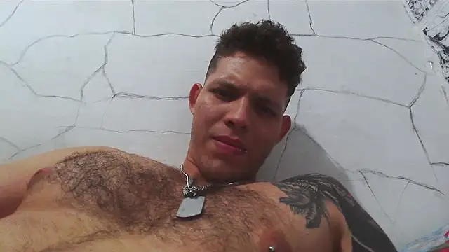 Snapshot of King_russo chatting on 02/28/25, 05:15 King russo online show from 02/28/25, 05:15