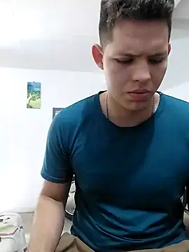 Snapshot of King_russo chatting on 09/13/25, 03:34 King russo online show from 09/13/25, 03:34