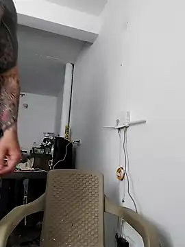 Snapshot of King_russo chatting on 11/08/25, 07:45 King russo online show from 11/08/25, 07:45