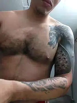 Snapshot of King_russo chatting on 12/19/25, 10:28 King russo online show from 12/19/25, 10:28